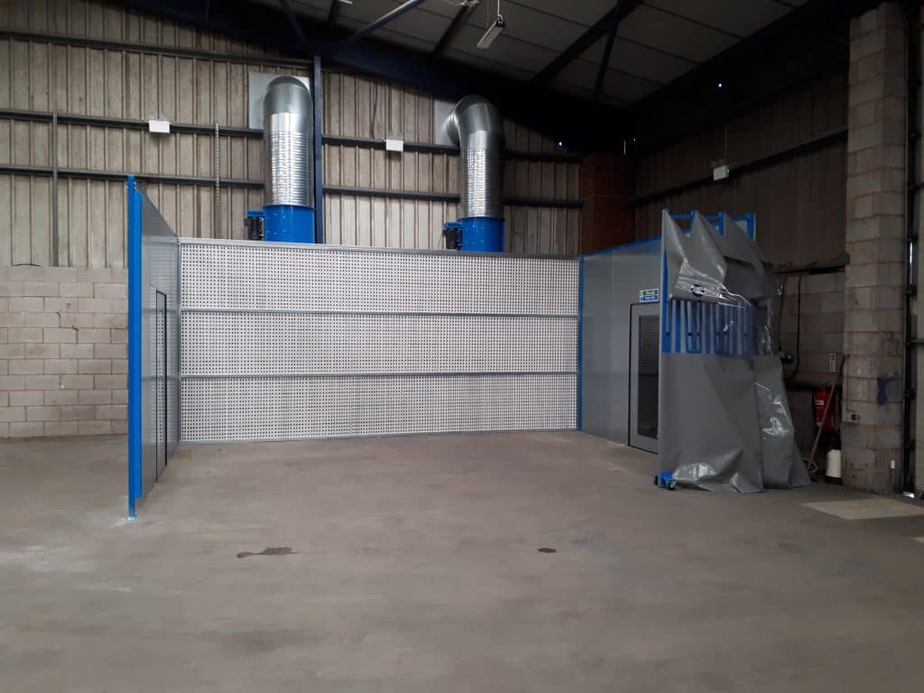 Dry Filter Spray Booth ATEX LED Lighting & Extraction Masterflo